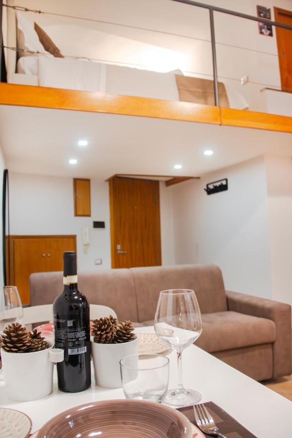 La Pigna Apartment Наполи Екстериор снимка