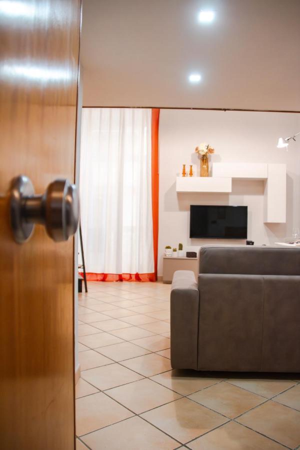 La Pigna Apartment Наполи Екстериор снимка