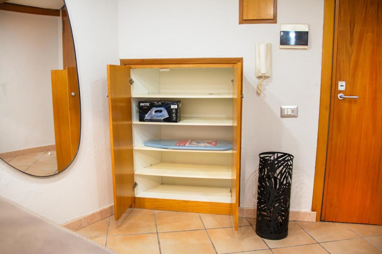 La Pigna Apartment Наполи Екстериор снимка